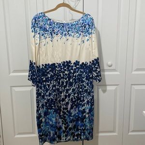 St. John’s Floral Long Sleeve Dress (size 12)
